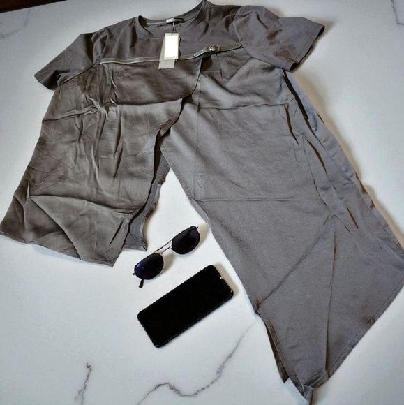 Tops - Nwt Black Top Blouse With Buckel Accent Asymetric Size Xl